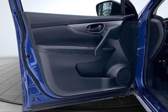 2022 Nissan Rogue Sport S