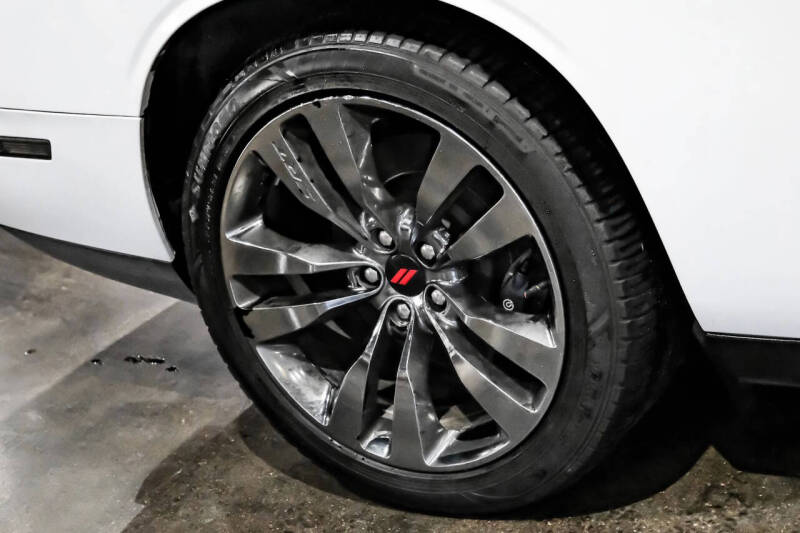 2013 Dodge Challenger SRT8 Core