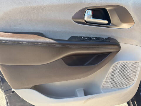 2018 Chrysler Pacifica Touring L