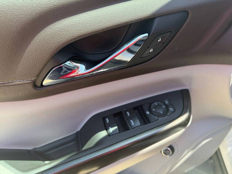2021 GMC Acadia SLT