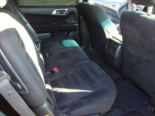 2014 Nissan Pathfinder SV