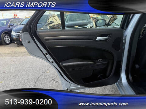 2013 Chrysler 300 Glacier Edition