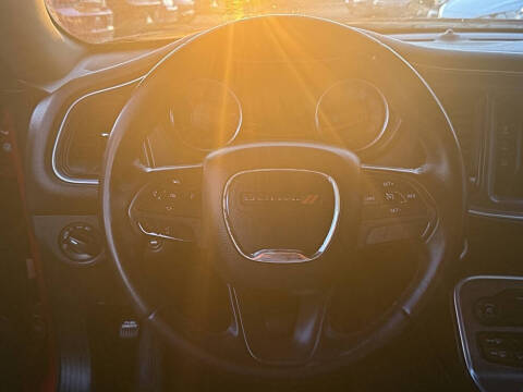 2016 Dodge Challenger SXT