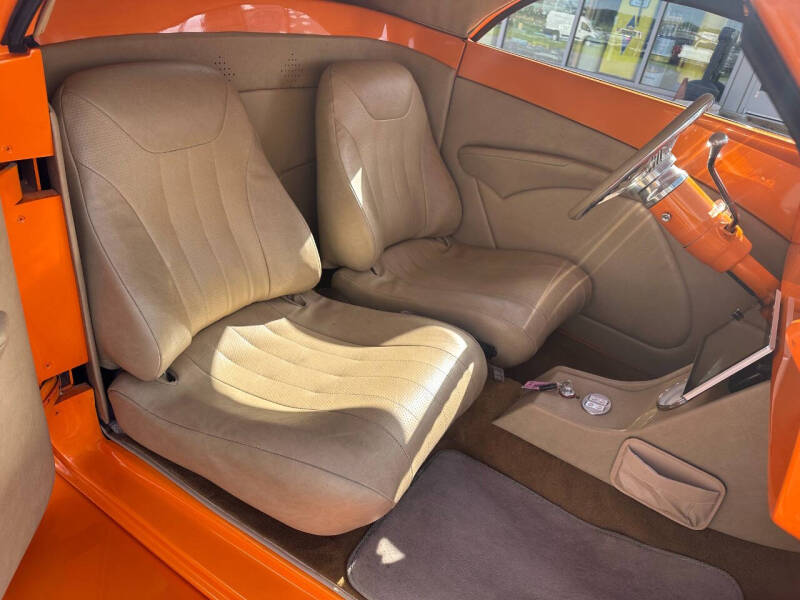1939 Ford Super Deluxe