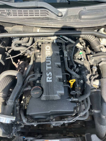 2014 Hyundai Genesis Coupe 2.0T R-Spec