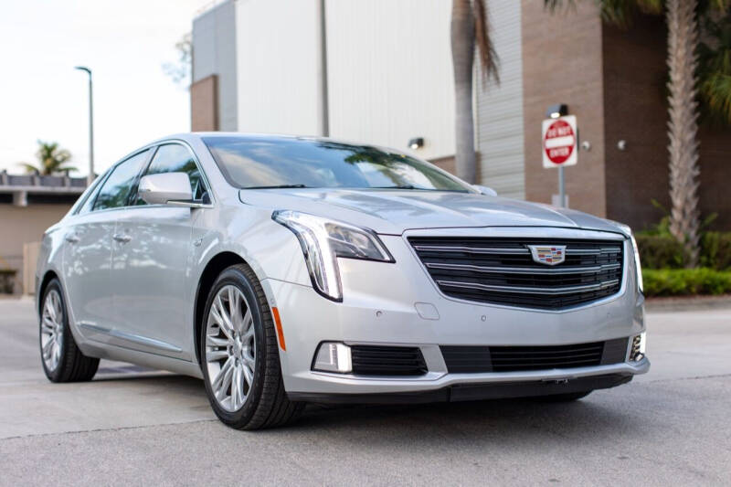 2018 Cadillac XTS for sale at AUTO BURGOS in Hollywood FL