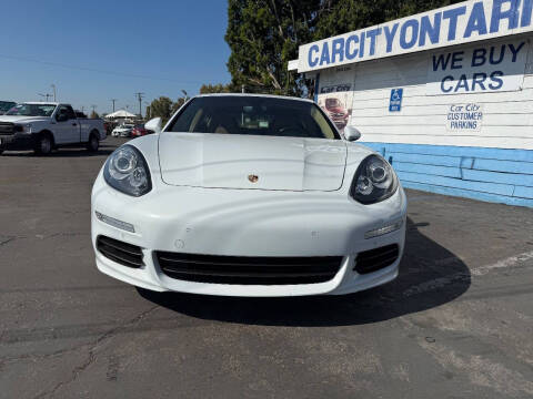 2016 Porsche Panamera S