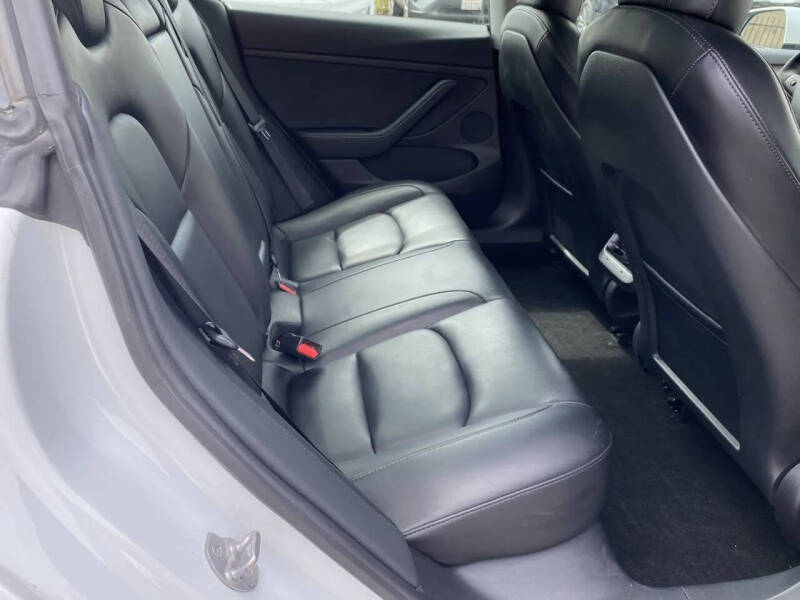 2021 Tesla Model 3 Standard Range Plus