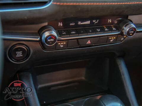 2024 Mazda Mazda3 Hatchback 2.5 Carbon Turbo