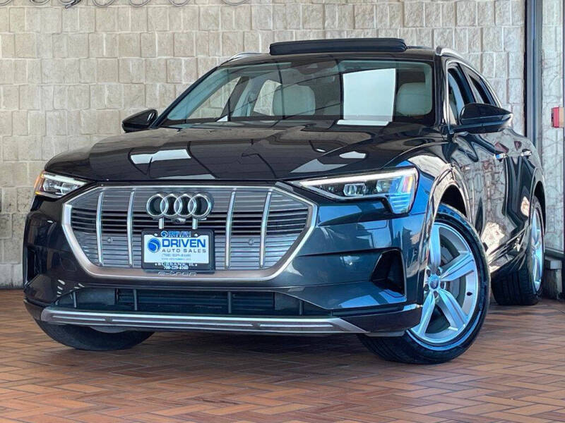 2019 Audi e-tron quattro Premium Plus