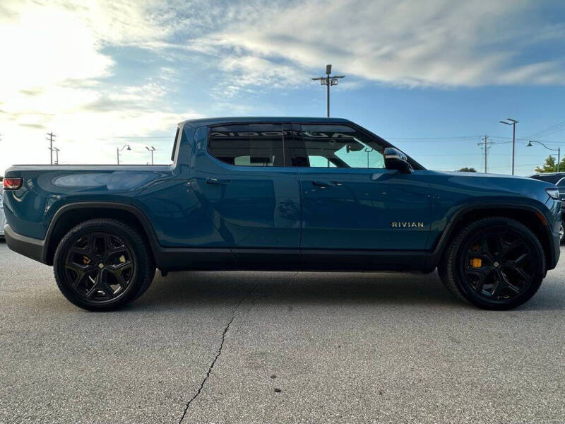 2022 Rivian R1T Adventure