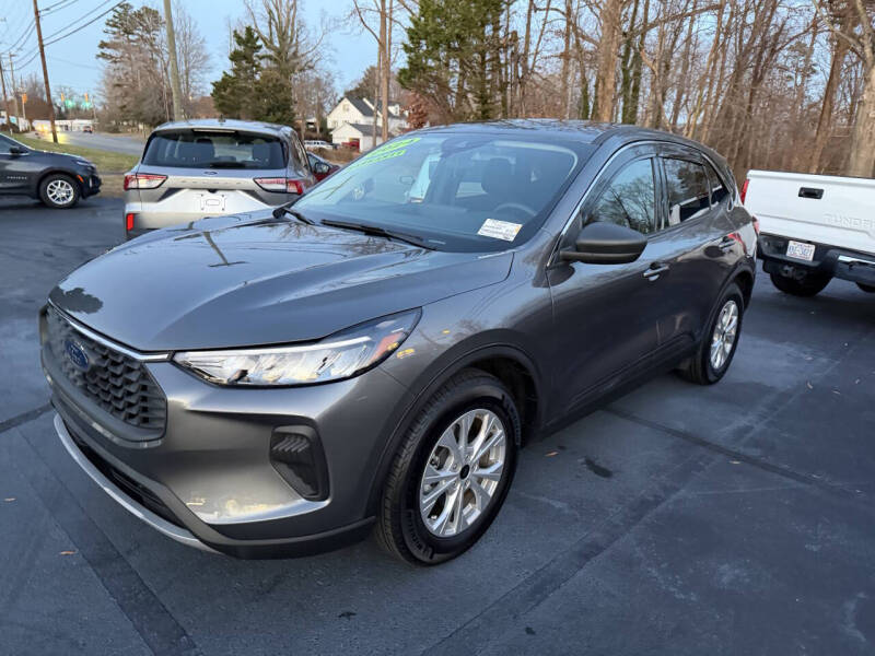 2024 Ford Escape Active