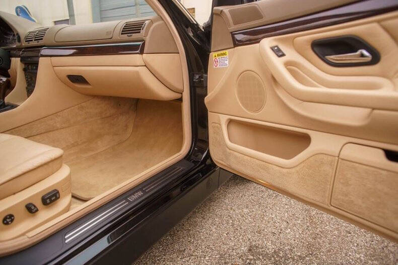 1997 BMW 7 Series