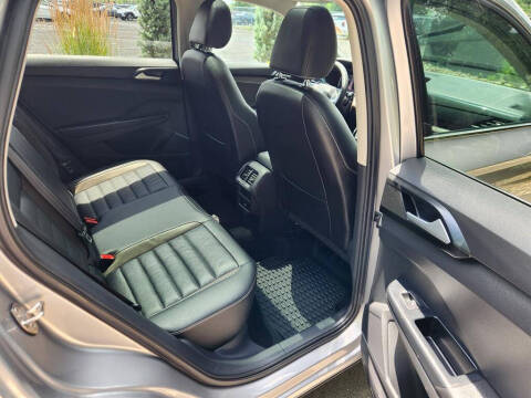 2022 Volkswagen Taos SEL 4Motion