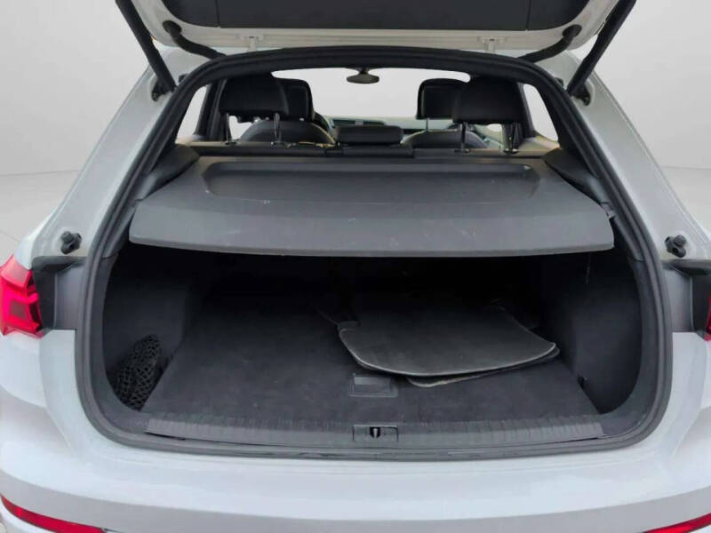 2019 Audi Q3 quattro Premium 45 TFSI