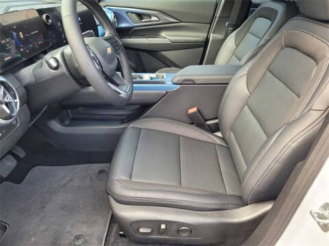 2026 Chevrolet Equinox EV LT 2