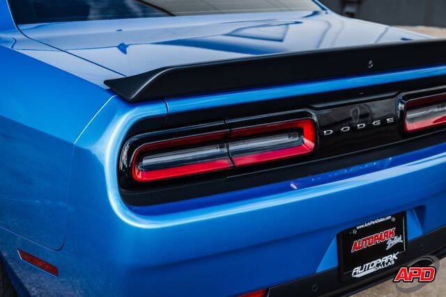 2015 Dodge Challenger SRT Hellcat
