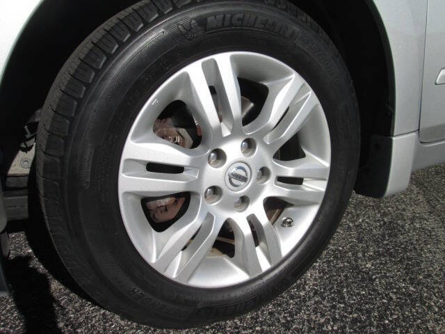 2012 Nissan Altima S - Photo 12