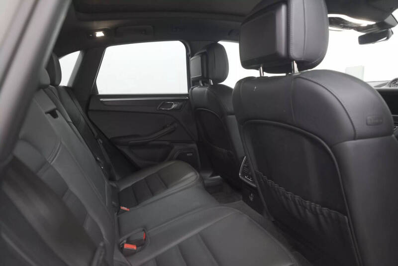 2022 Porsche Macan GTS