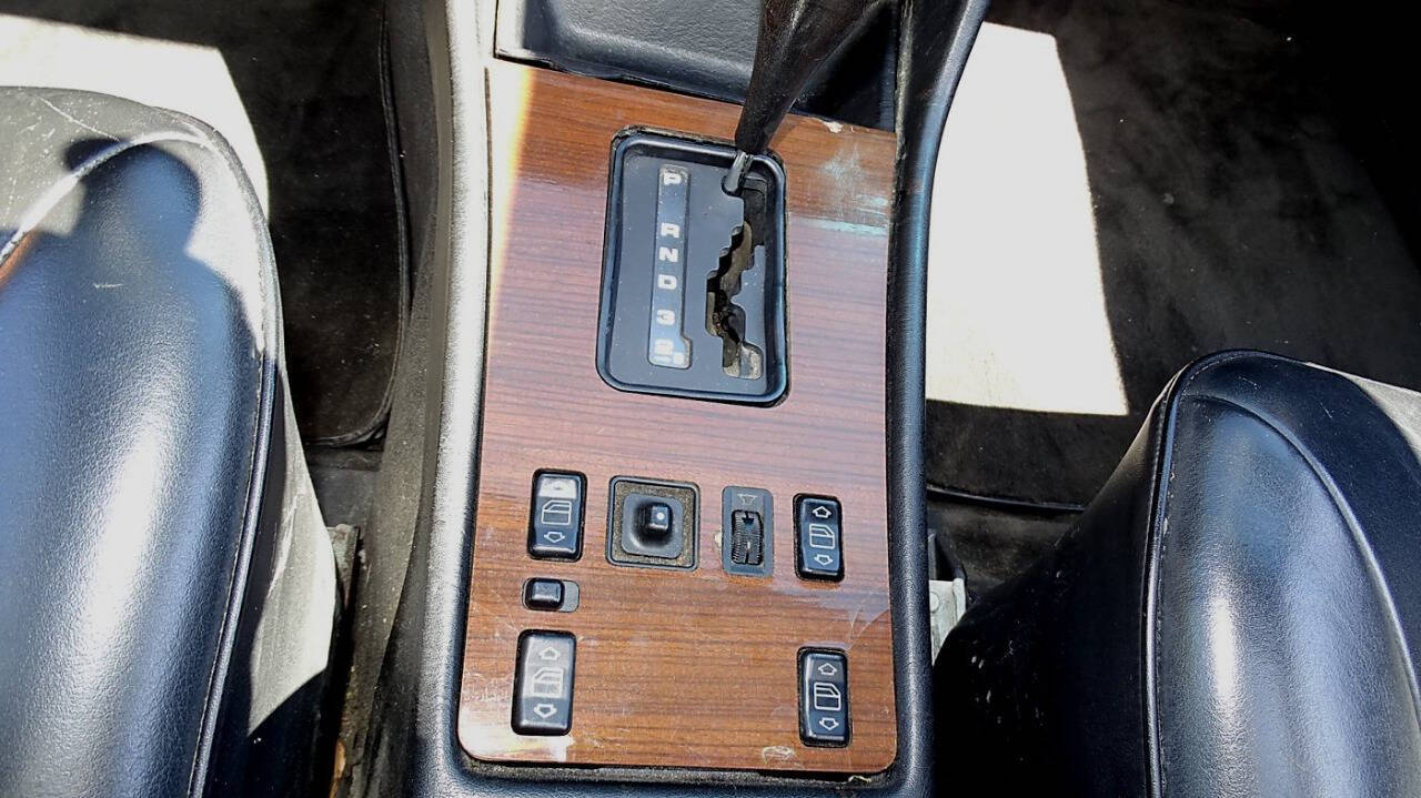 1987 Mercedes-Benz 420-Class 29