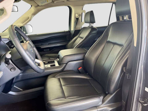 2023 Ford Expedition XLT