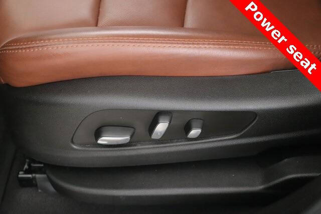 2022 Cadillac XT5 Sport