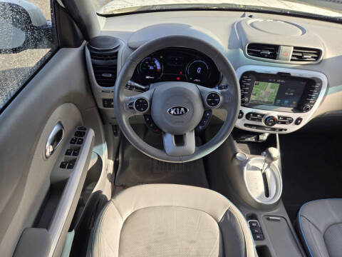 2017 Kia Soul EV +