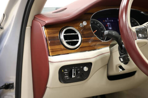 2020 Bentley Bentayga Hybrid