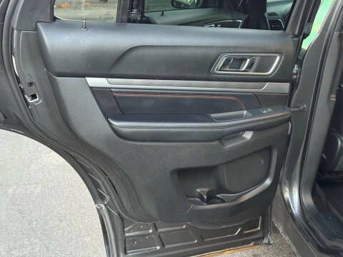 2016 Ford Explorer Sport