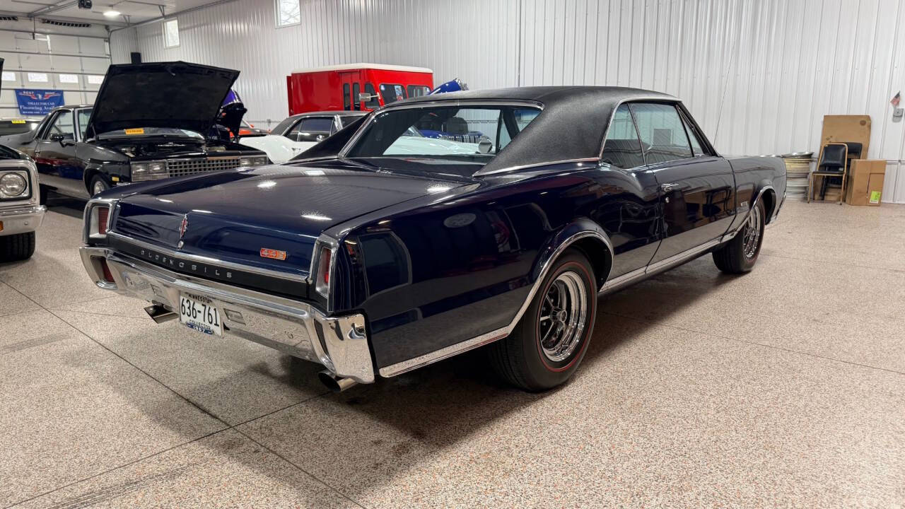 1967 Oldsmobile 442 11