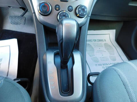 2016 Chevrolet Sonic LT Auto