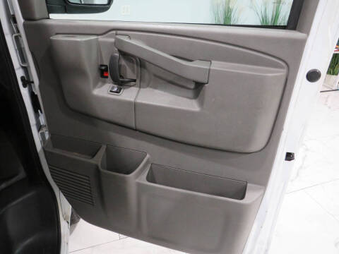 2018 GMC Savana 2500