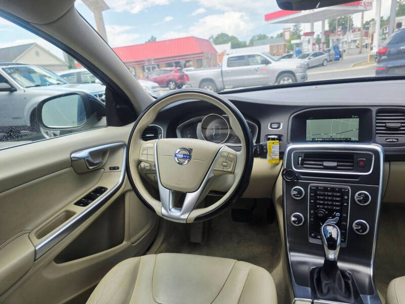 2015 Volvo V60 T5 Drive-E Premier