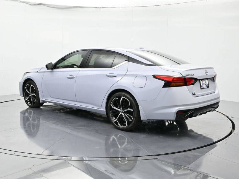 2025 Nissan Altima 2.5 SR