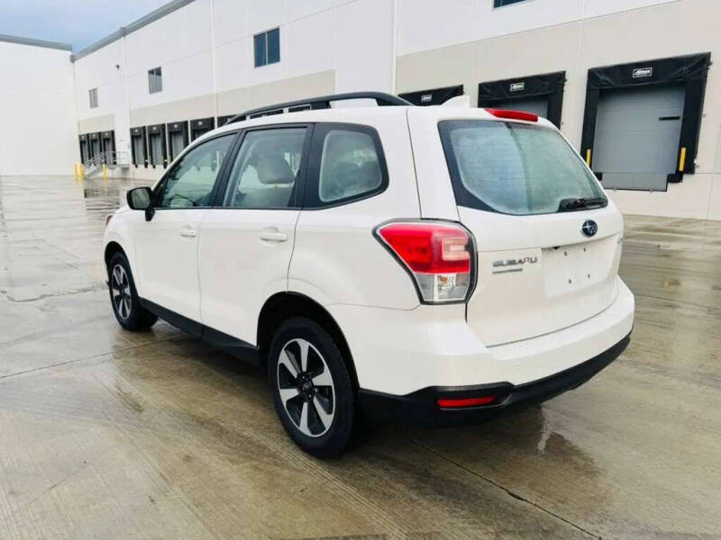 2017 Subaru Forester 2.5i