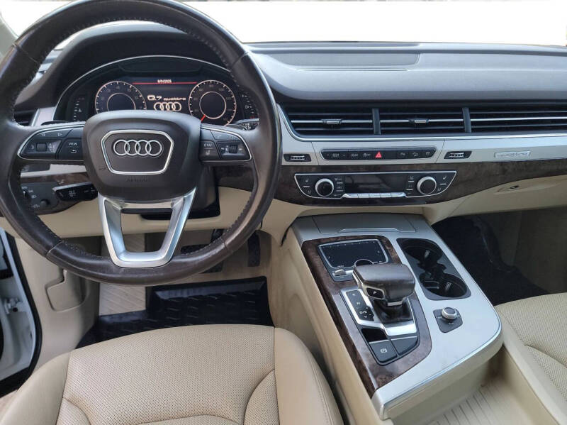 2018 Audi Q7 2.0T quattro Premium Plus