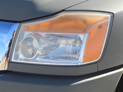 2012 Nissan Titan SV