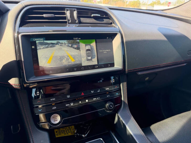 2019 Jaguar F-PACE S