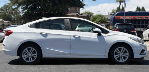 2018 Chevrolet Cruze LS Auto
