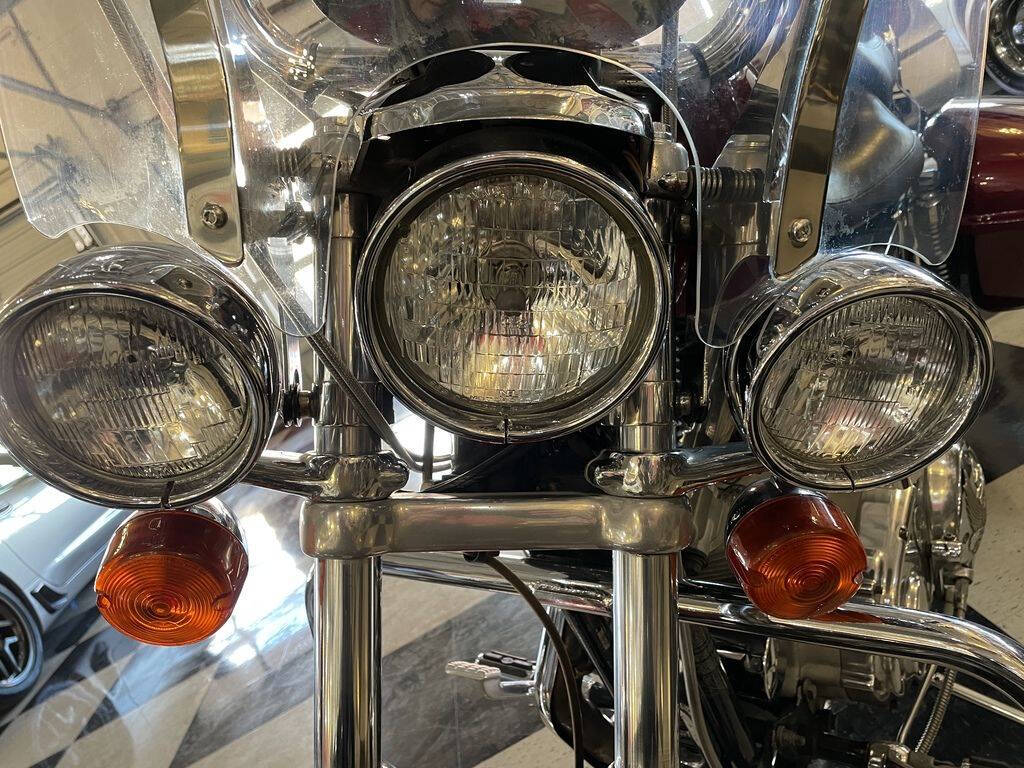 2001 Harley-Davidson® XL883C - Sportster® Custo 20