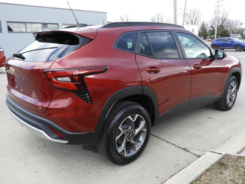 2025 Chevrolet Trax LT