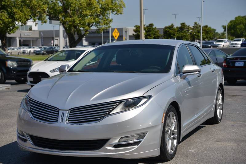 2013 Lincoln MKZ Base's photo
