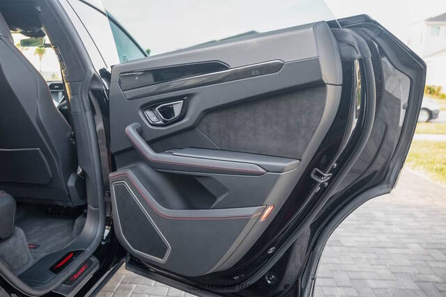 2021 Lamborghini Urus