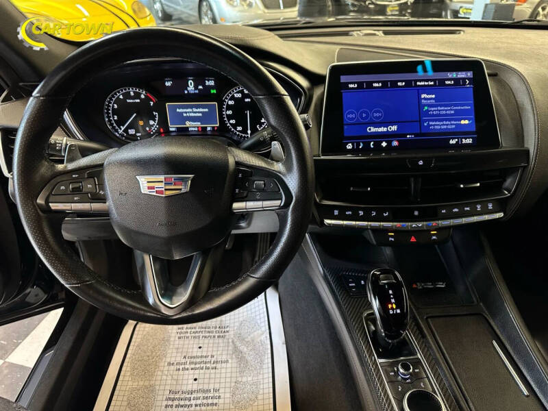 2024 Cadillac CT5 Sport