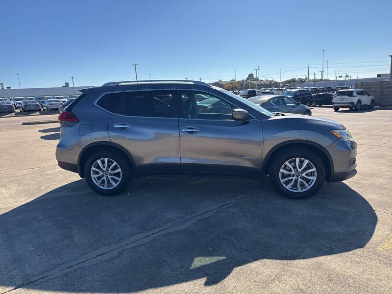 2017 Nissan Rogue Hybrid