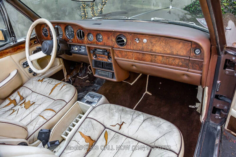 1976 Rolls-Royce Corniche