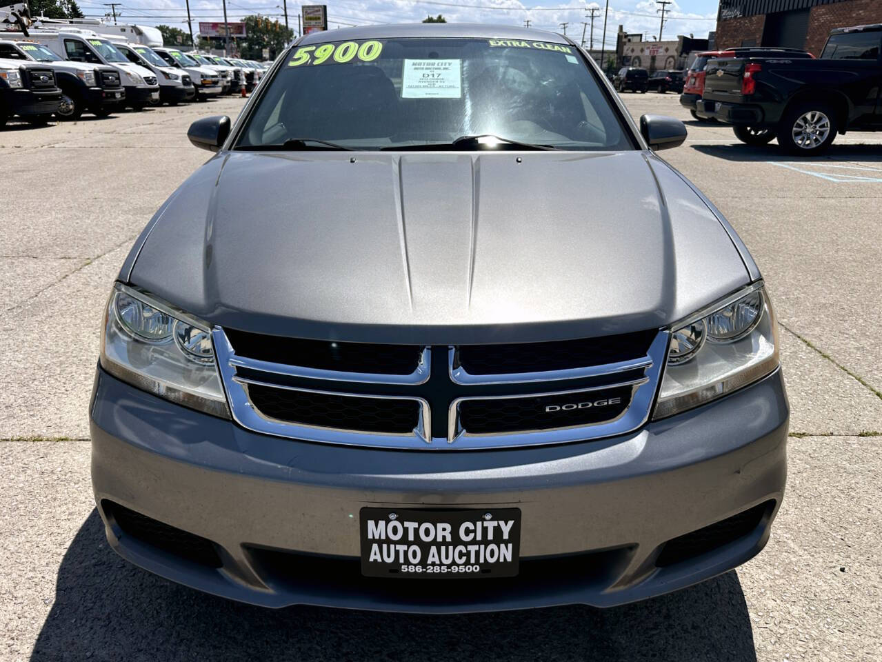 Dk. Gray 2012 Dodge Avenger SXT SXT 4dr Sedan 2