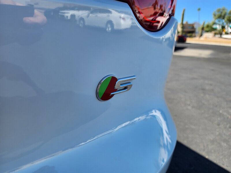 2015 Jaguar F-TYPE V8 S