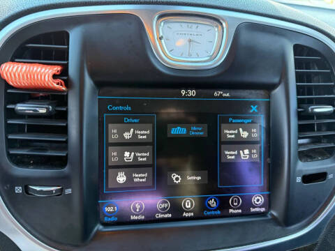 2018 Chrysler 300 Limited