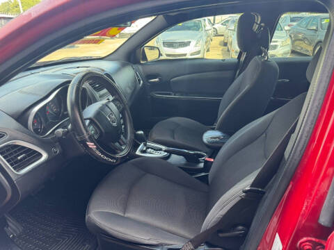 2013 Dodge Avenger SE